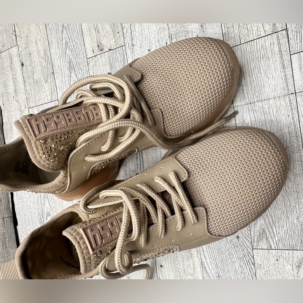 Steve Madden sneakers